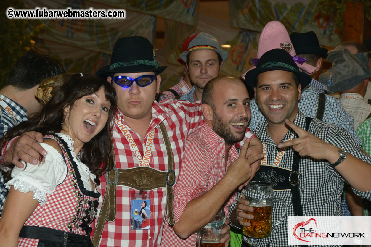 Beer tent seating in the legendary Hofbr?ñu Festze