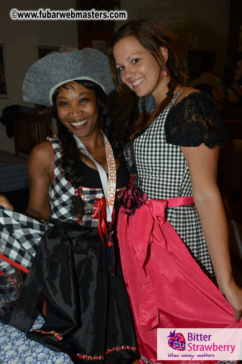 Beer tent seating in the legendary Hofbr?ñu Festze