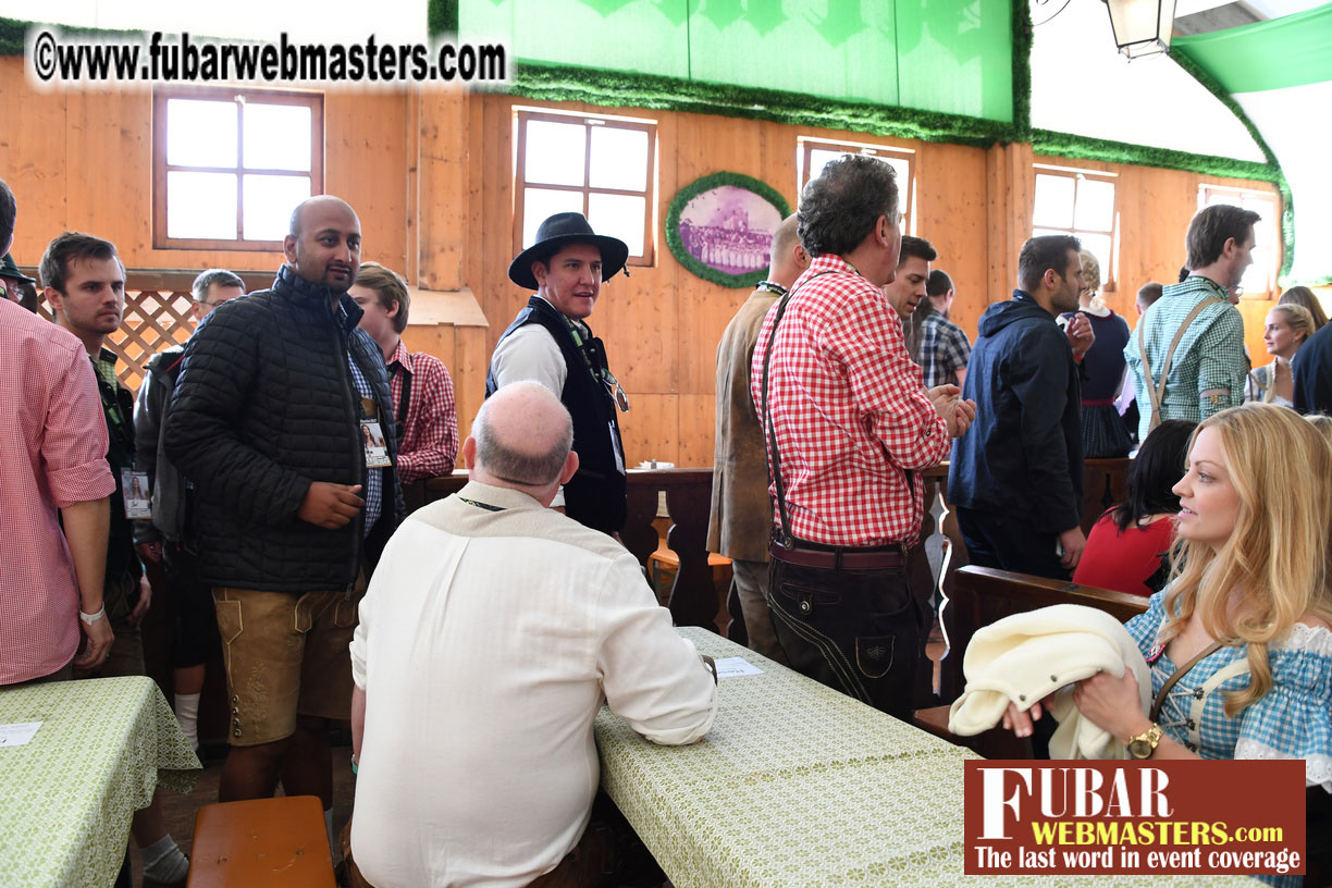 Day1 - Armbrustsch??tzen Beer Tent