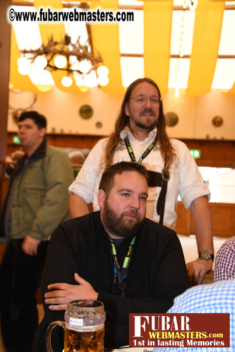 Day 2 - the L??wenBr?ñu Beer Tent