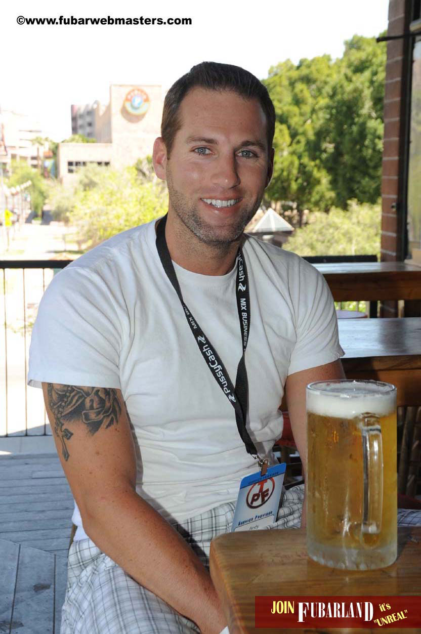 12CC & JBM Hooters Happy Hour