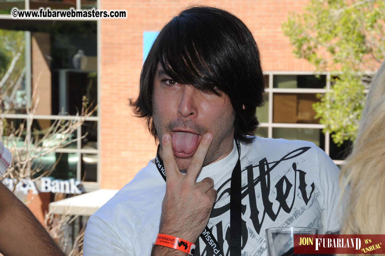 12CC & JBM Hooters Happy Hour