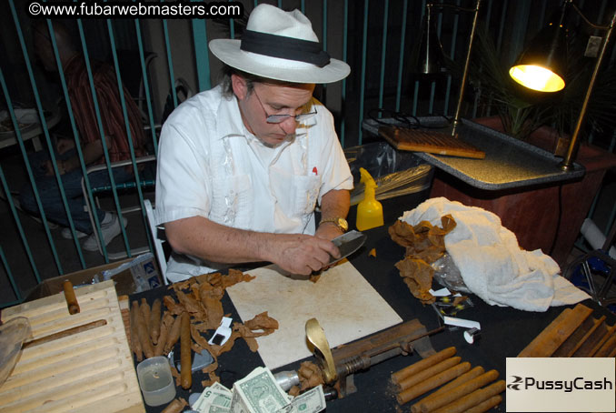 PussyCash Closing Party