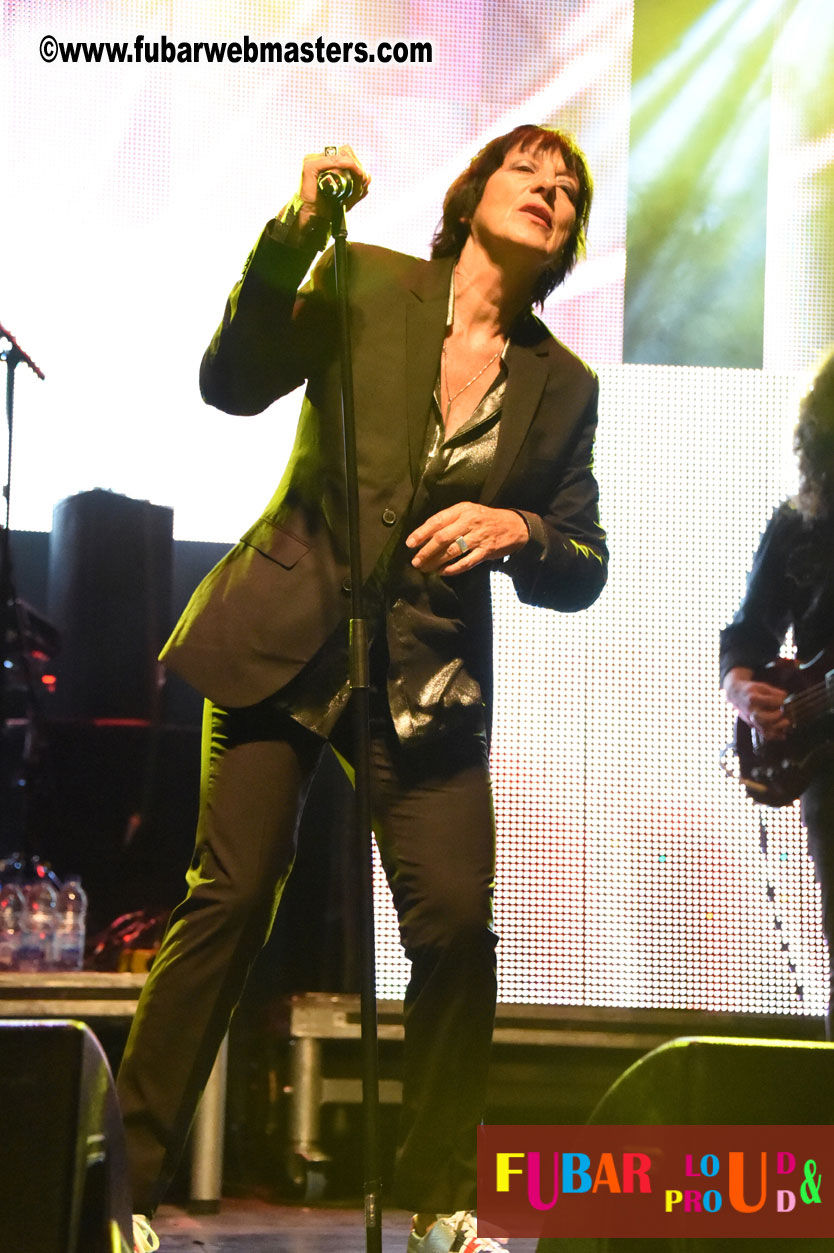 DECADES @ the Bud Light South Stage