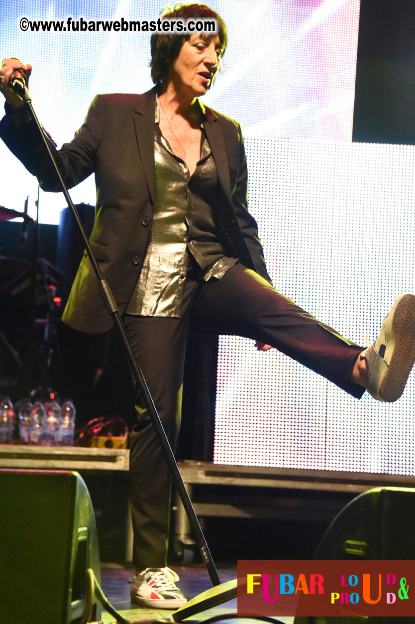 DECADES @ the Bud Light South Stage