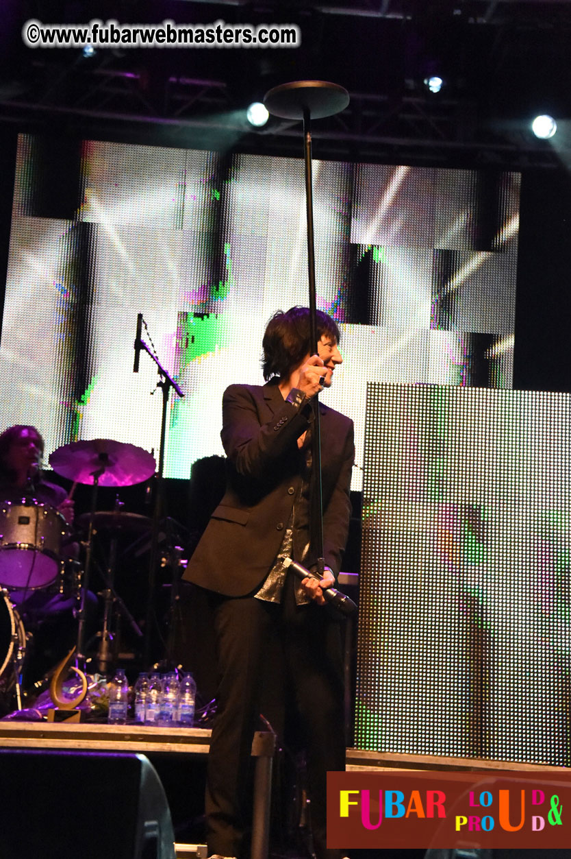 DECADES @ the Bud Light South Stage