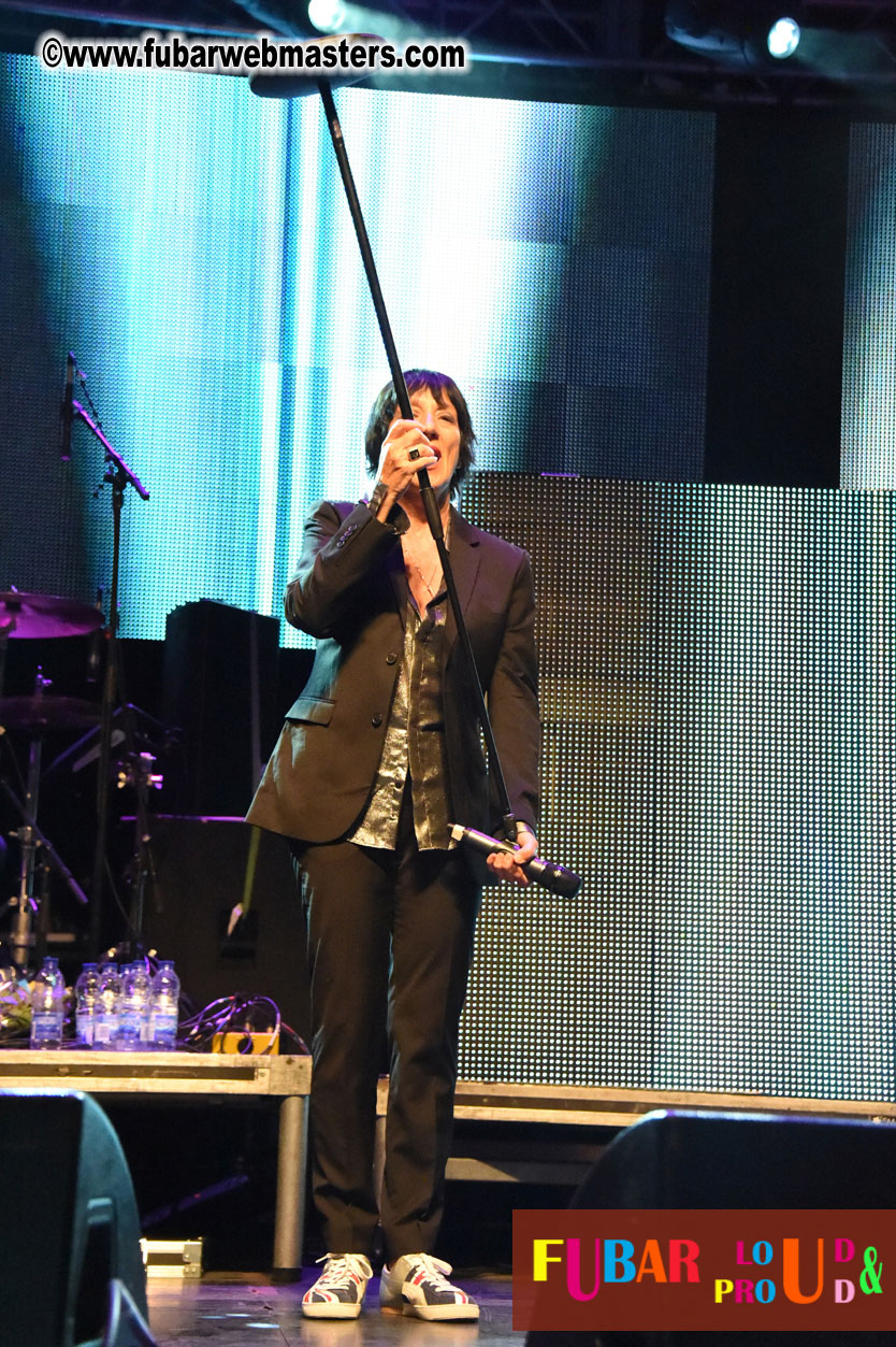 DECADES @ the Bud Light South Stage