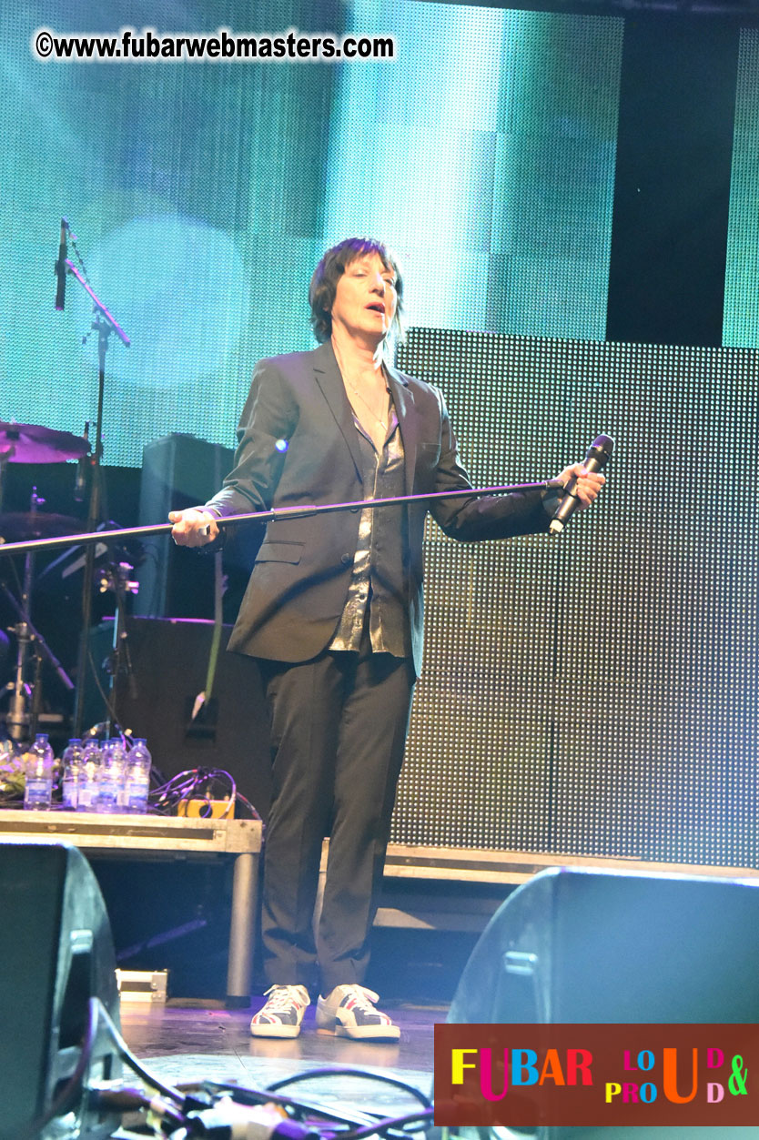 DECADES @ the Bud Light South Stage