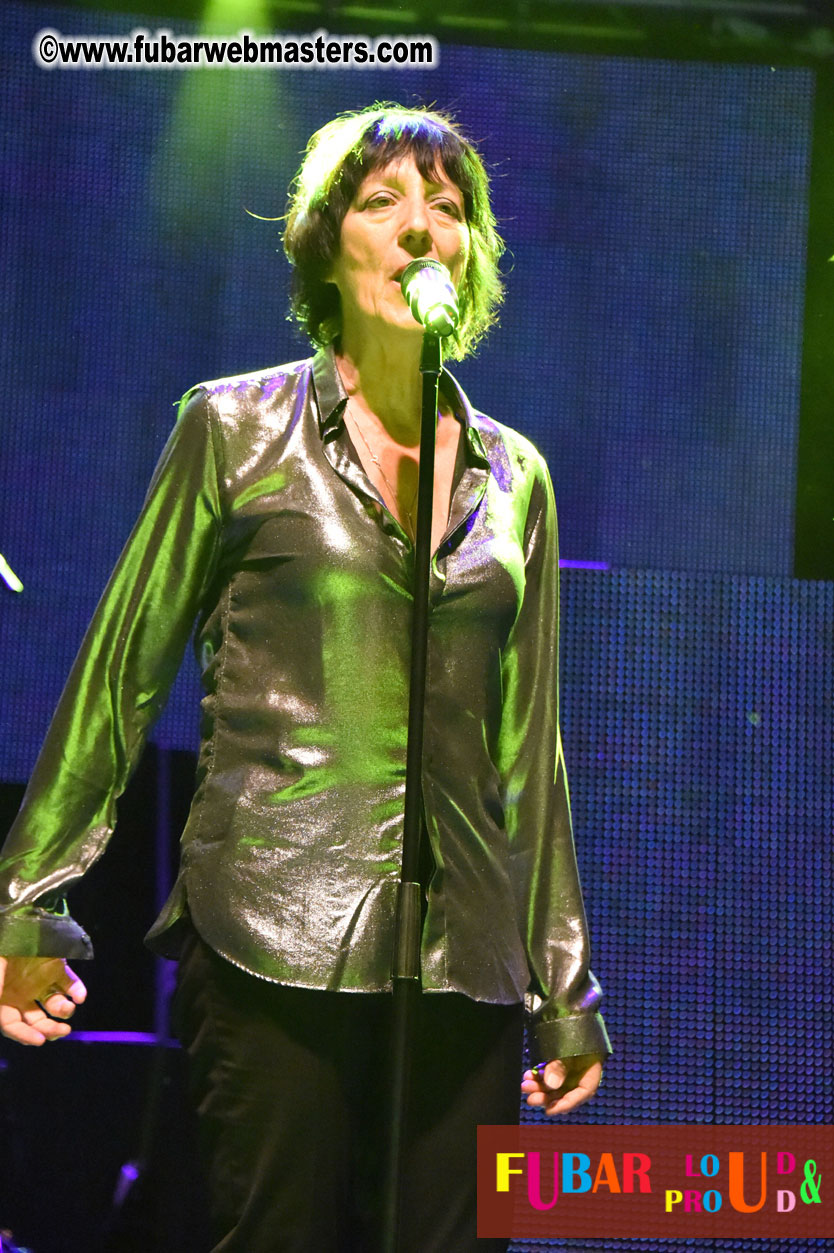 DECADES @ the Bud Light South Stage