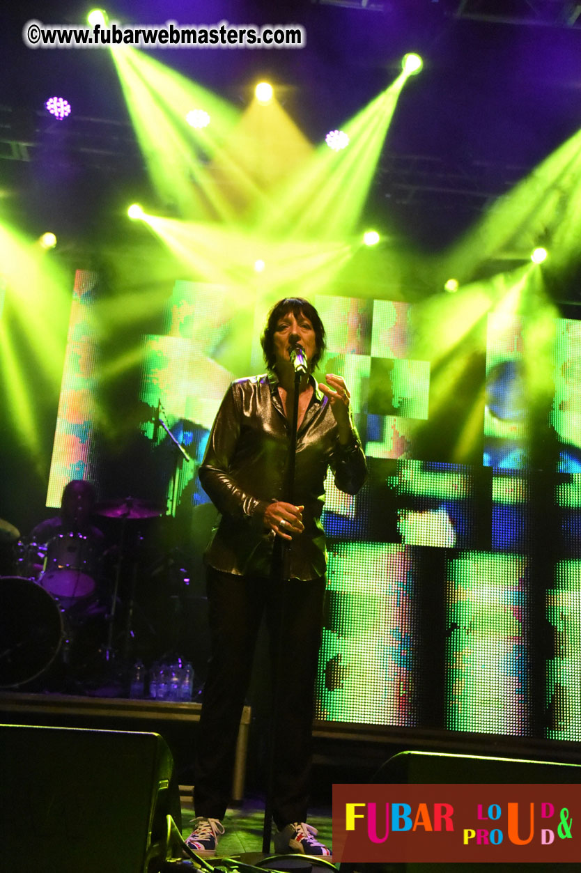 DECADES @ the Bud Light South Stage