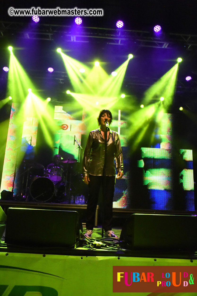 DECADES @ the Bud Light South Stage