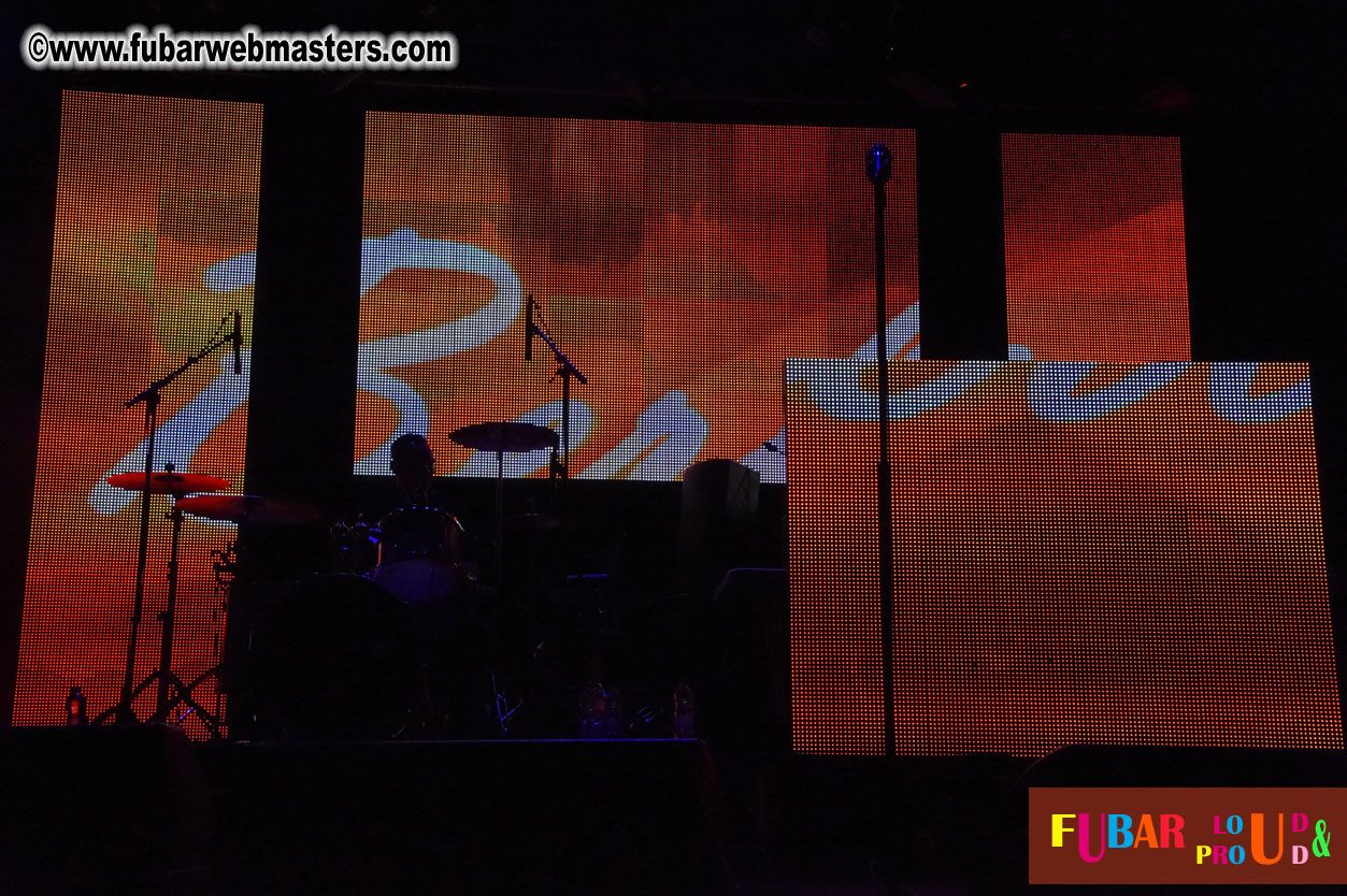 DECADES @ the Bud Light South Stage