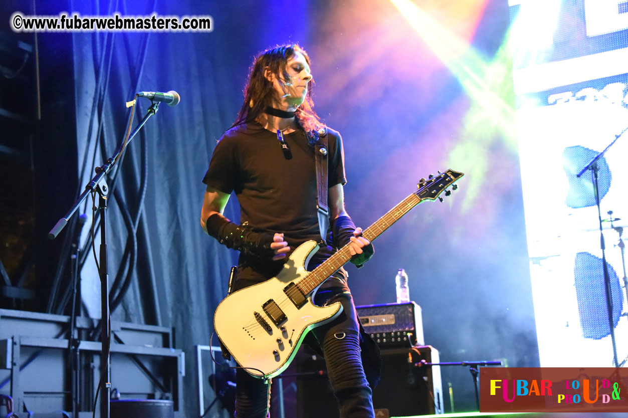 DECADES @ the Bud Light South Stage