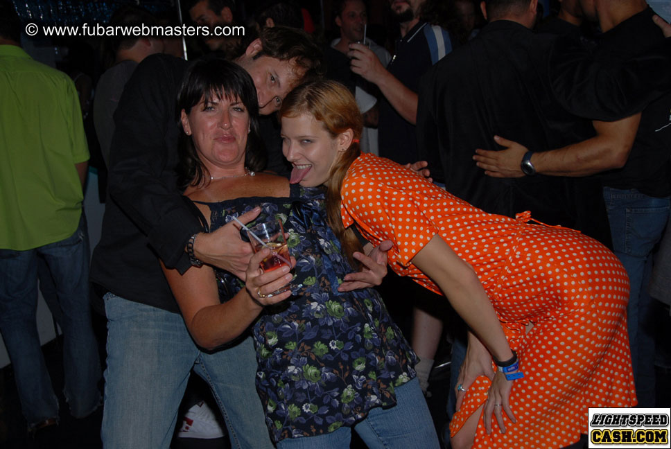 Show Floor & Seminars