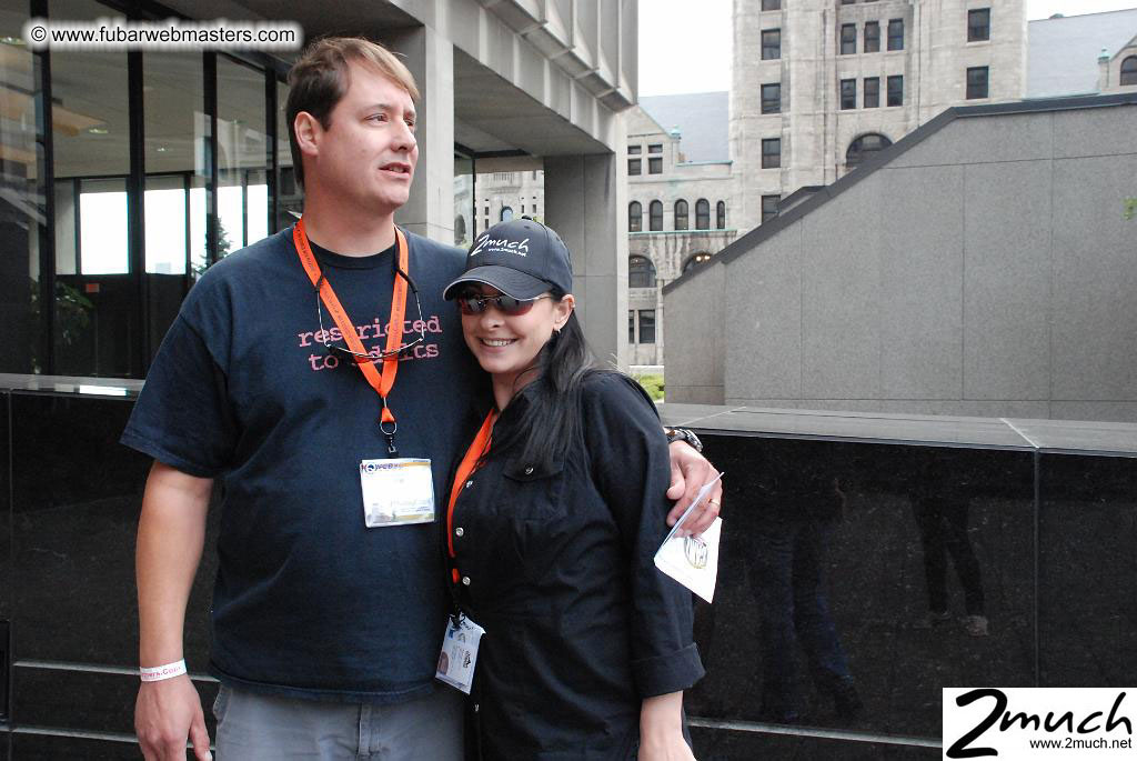 Extra pics from 2Much.net