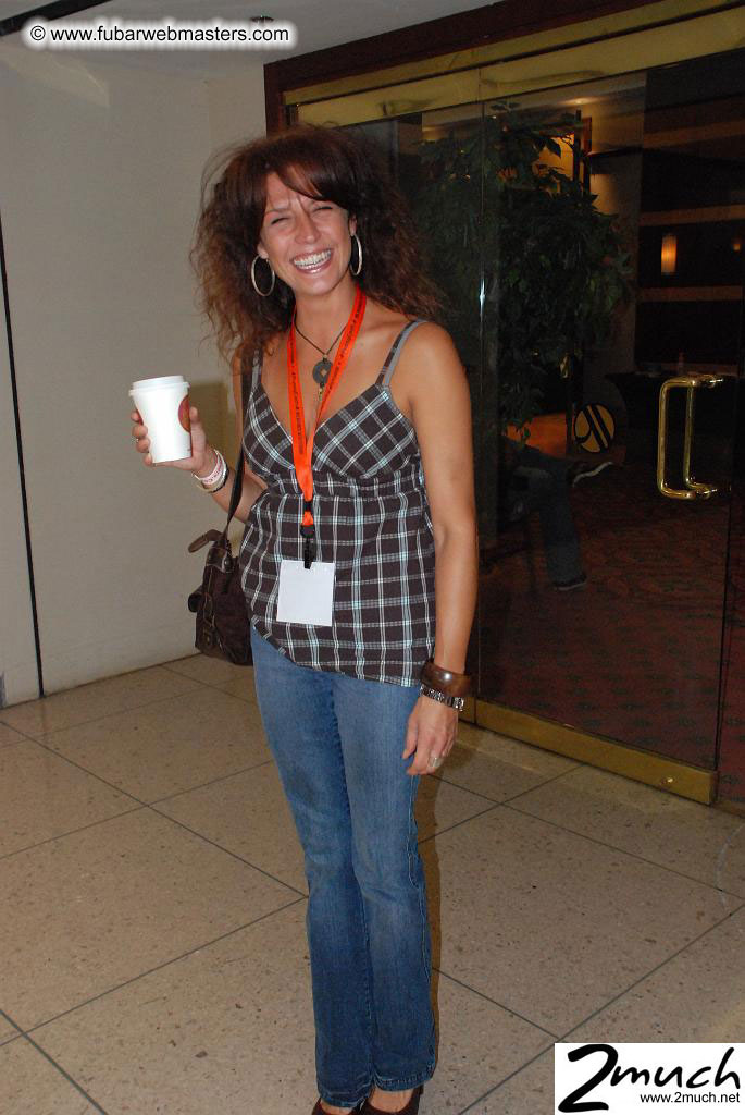 Extra pics from 2Much.net