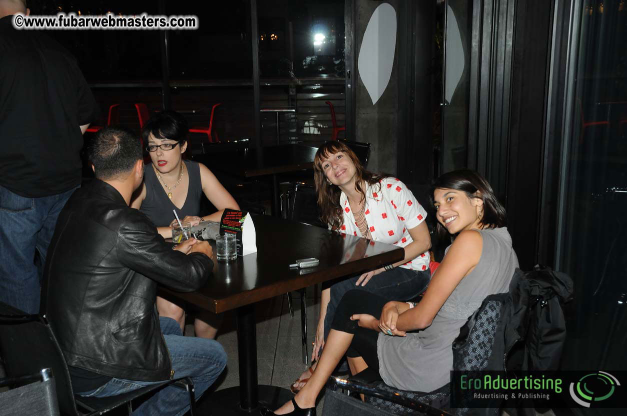 Qwebec Warm Up Gathering @ Newtown