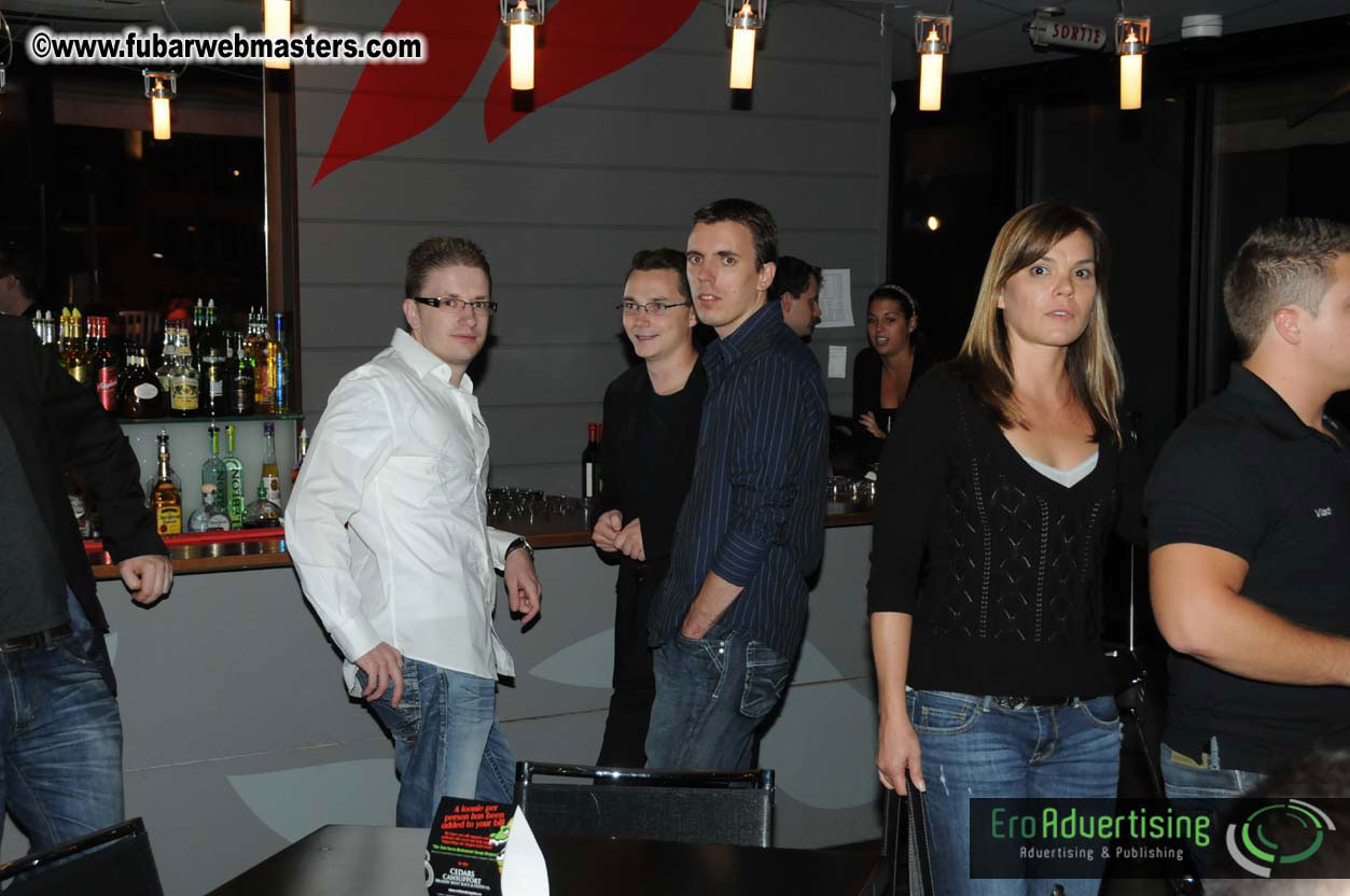 Qwebec Warm Up Gathering @ Newtown