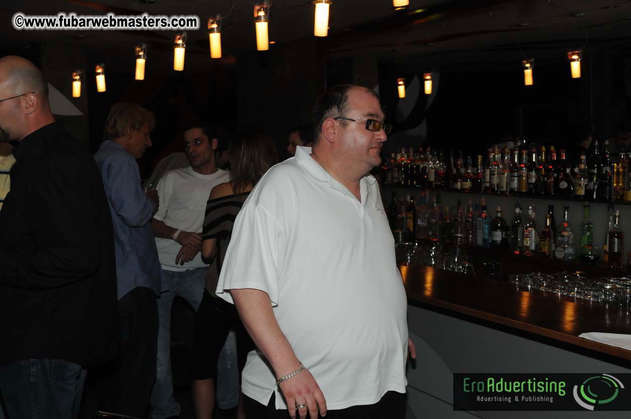 Qwebec Warm Up Gathering @ Newtown