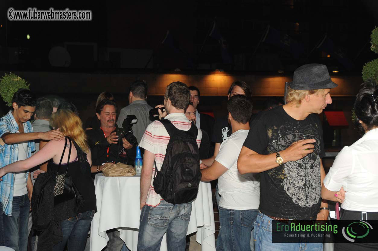 Qwebec Expo Warm-up Gathering