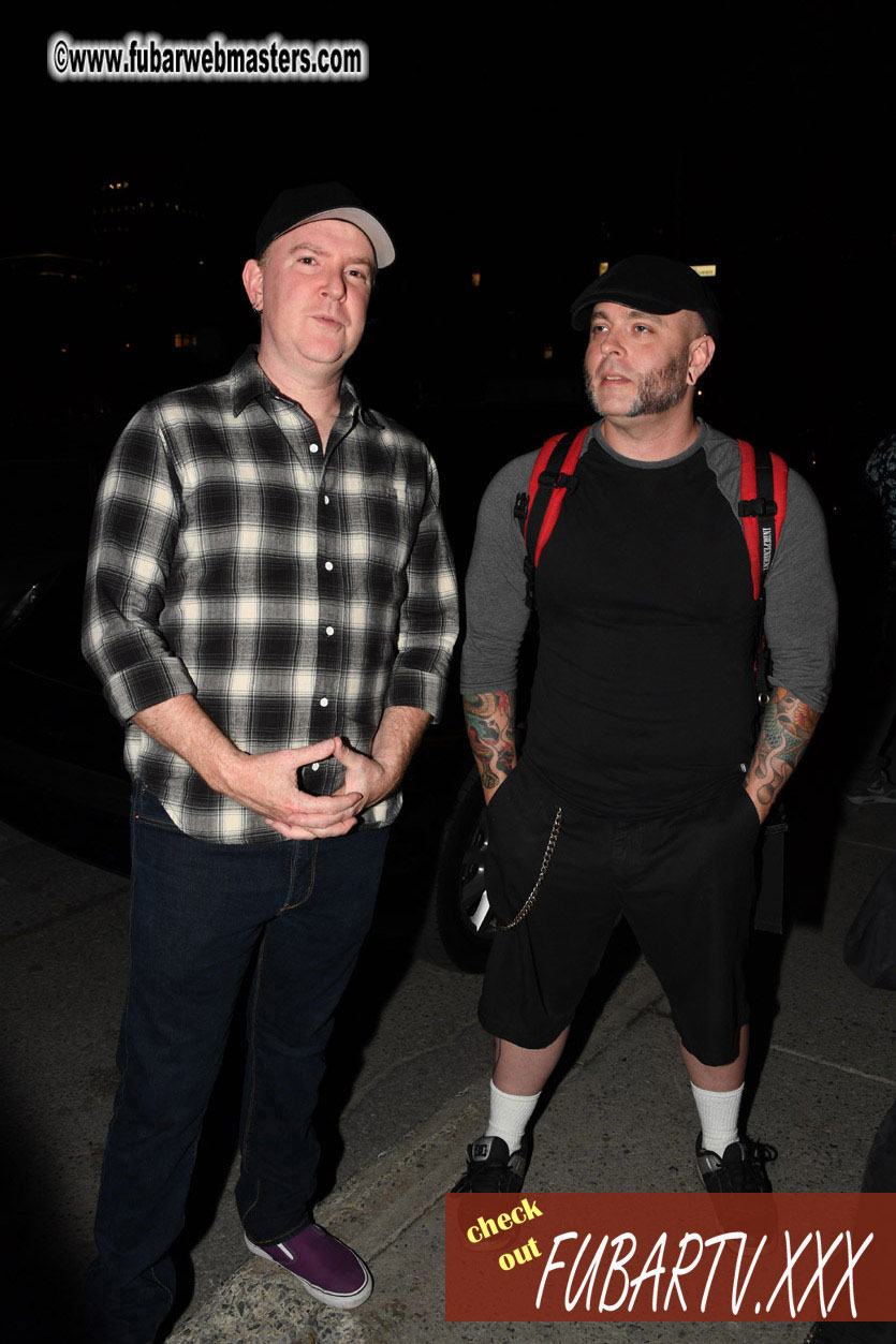 Thursday Kick-Off ; Starlights