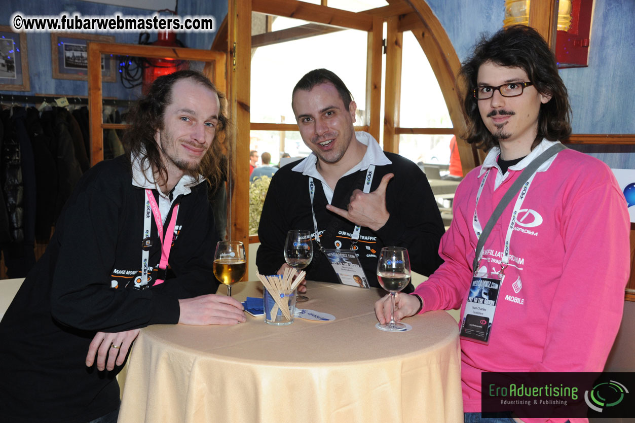 CoolMobile Lunch & Lounge