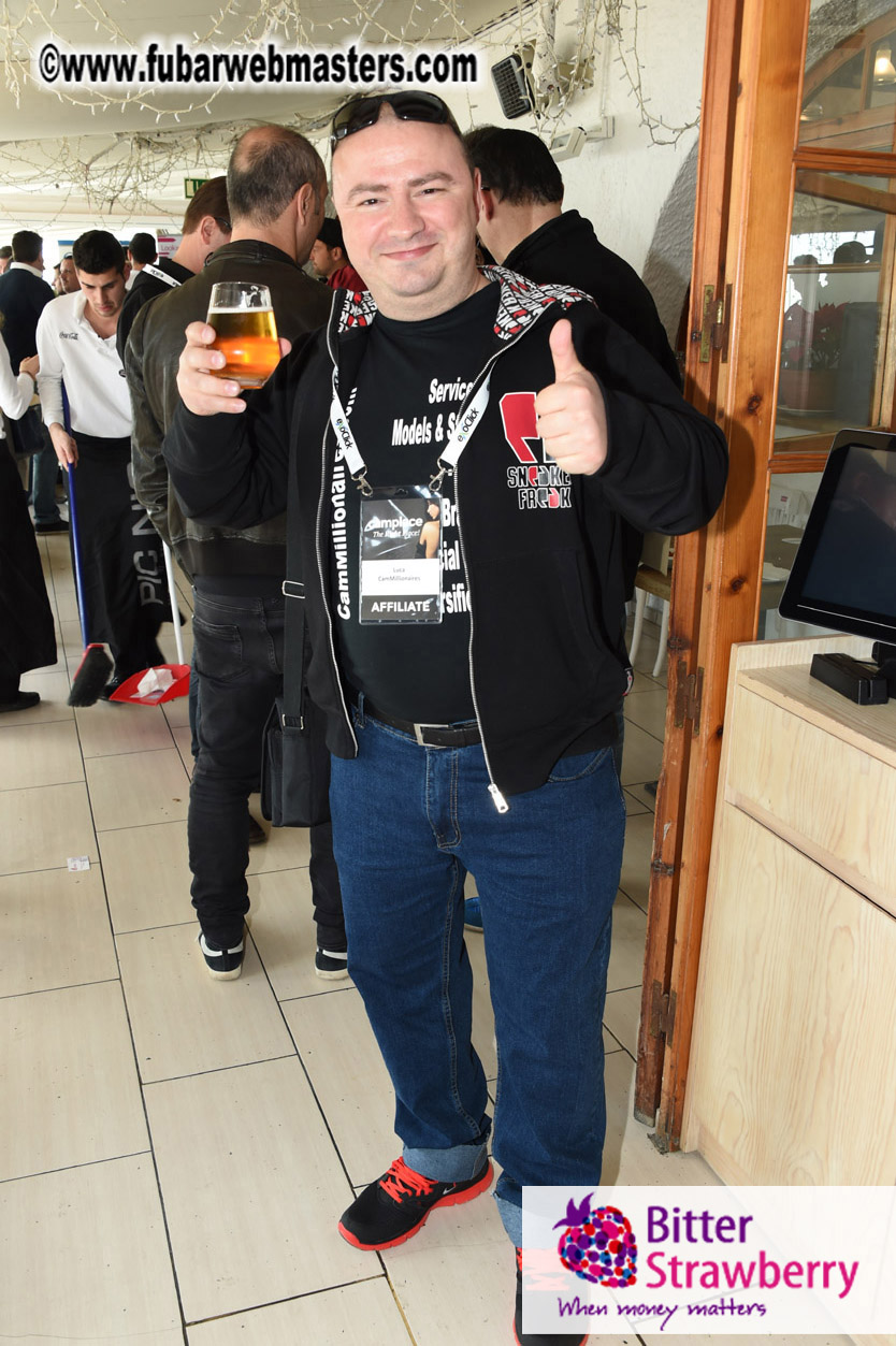 CoolMobile Lunch & Lounge