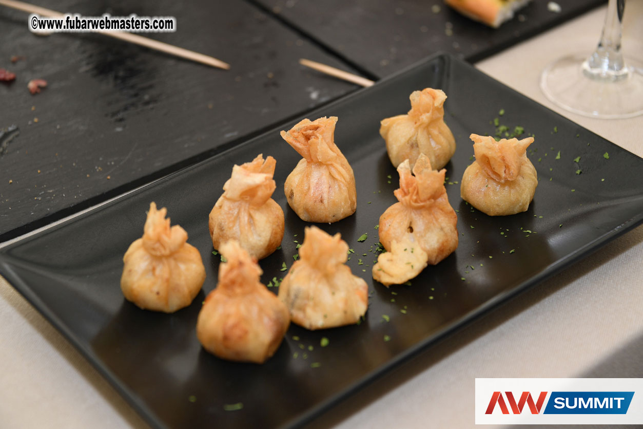 ClickBakers Lunch and Lounge