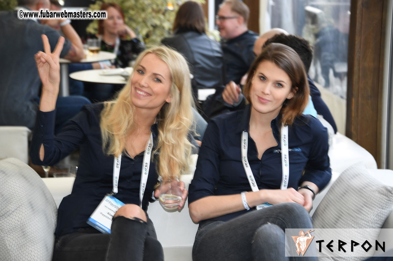 ClickBakers Lunch and Lounge