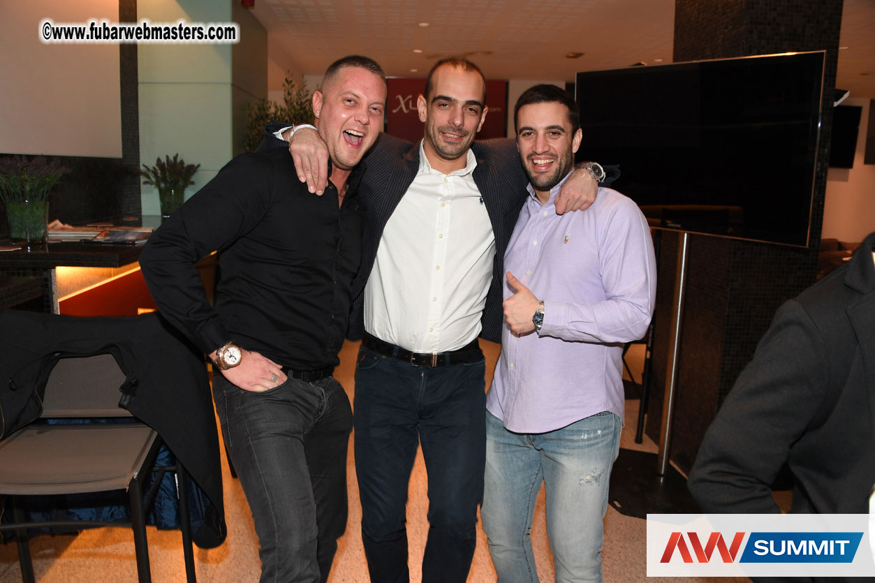 Traffic Company Night Bar