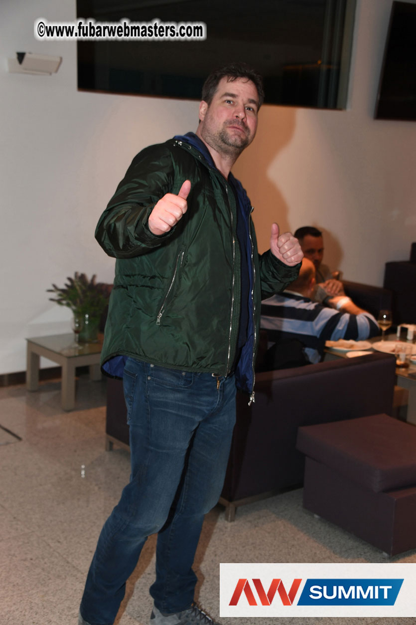 Traffic Company Night Bar