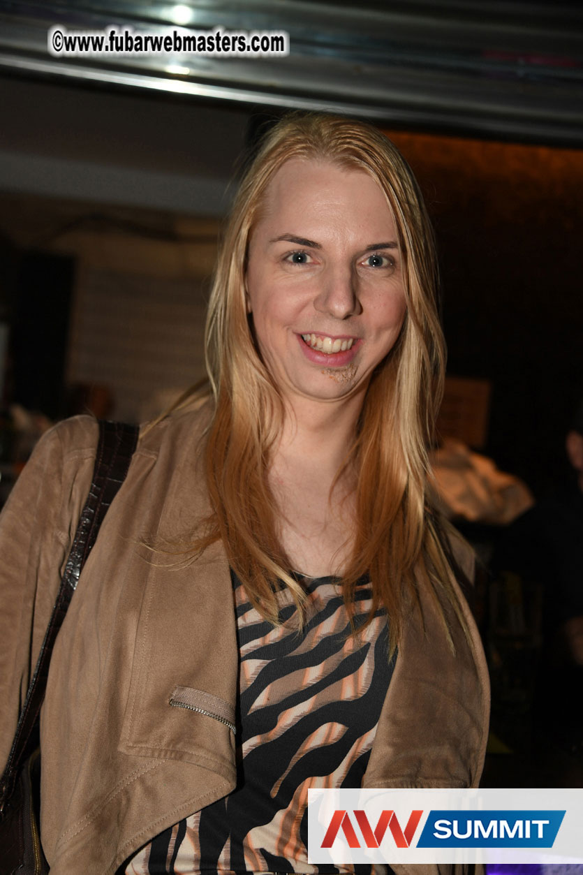 Traffic Company Night Bar