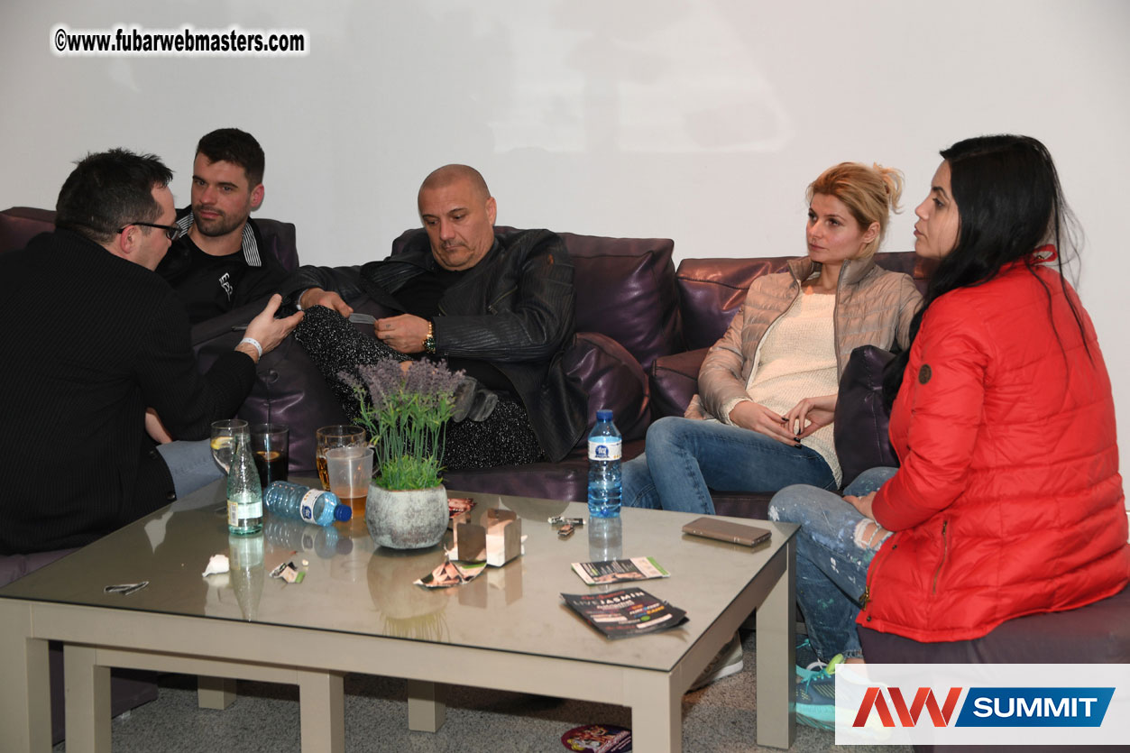 Traffic Company Night Bar