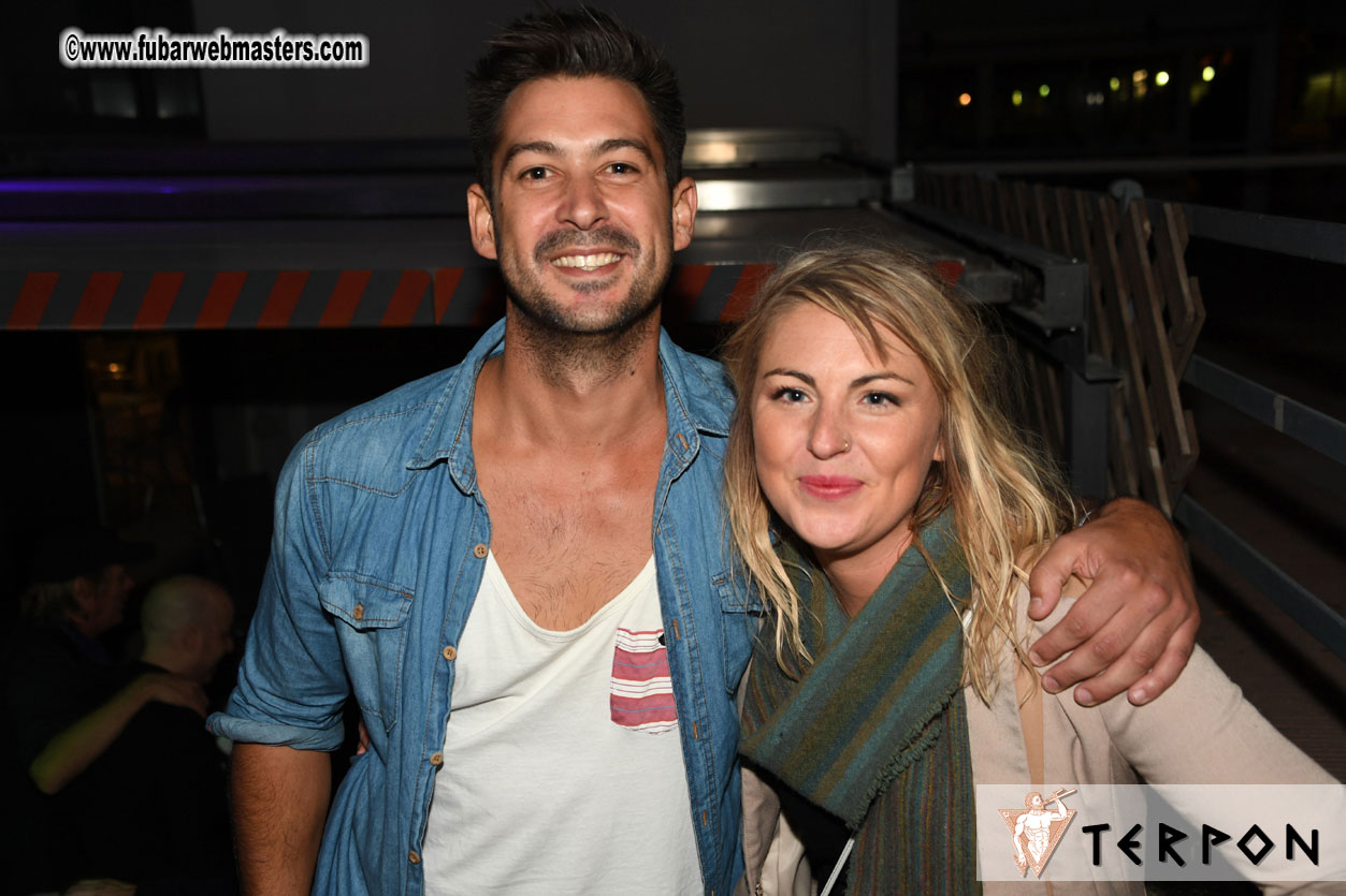 Traffic Company Night Bar