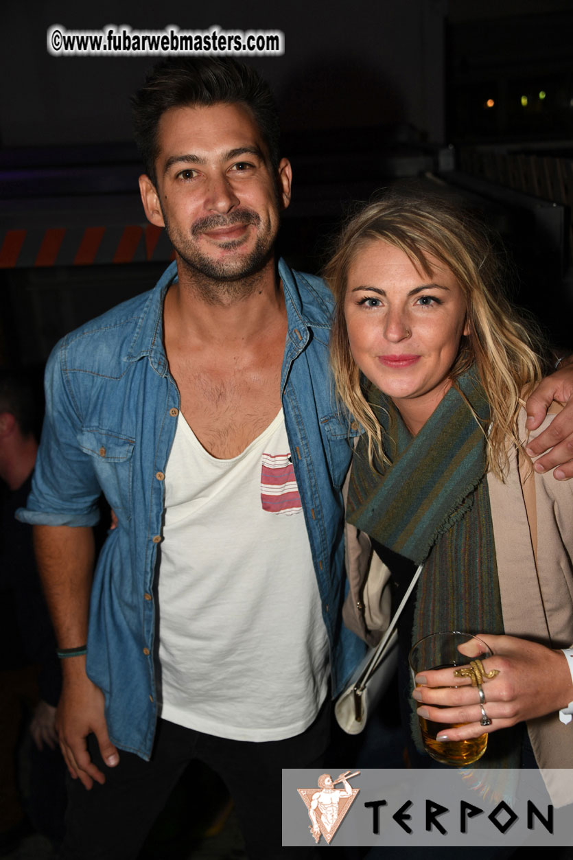 Traffic Company Night Bar