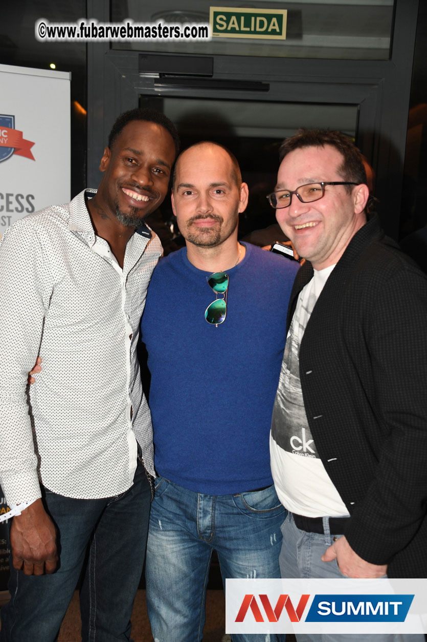 Traffic Company Night Bar