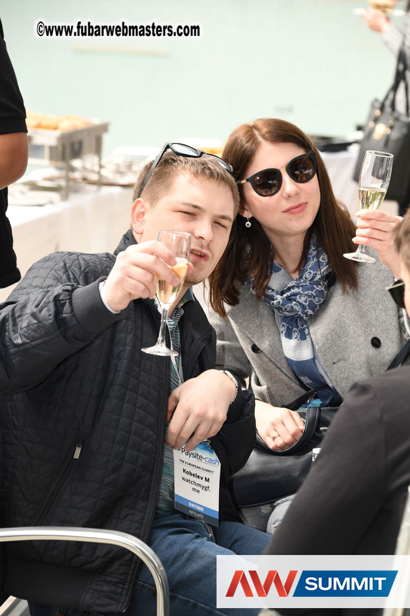 FrenchCash Food Court