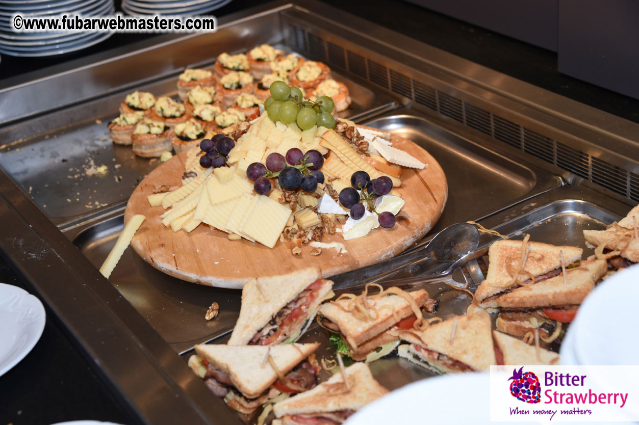 Pussycash Food Court