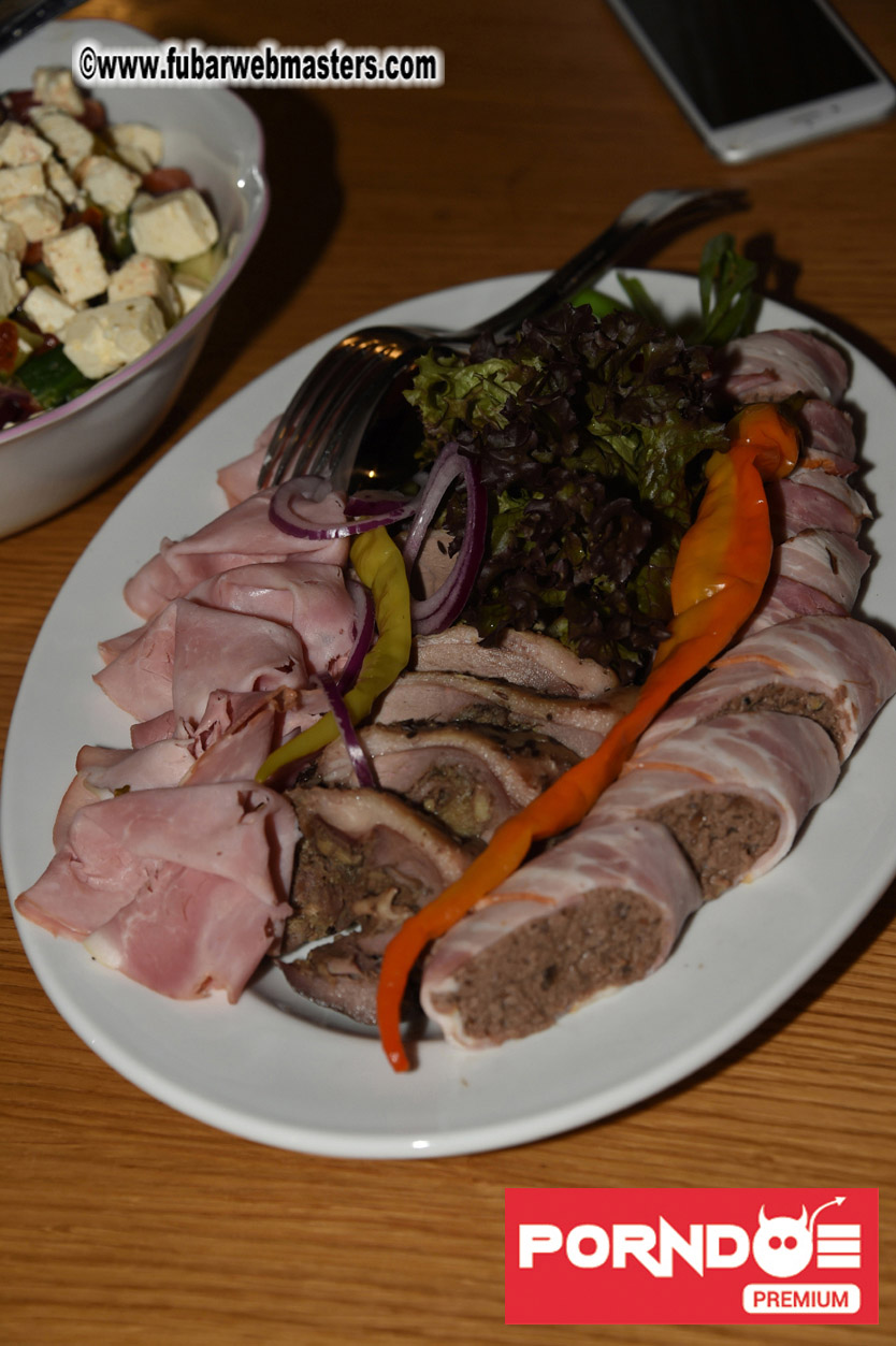 FirstMobile 7 matureprofile Czech Evening