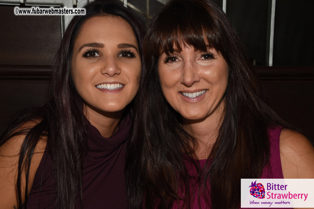 FirstMobile 7 matureprofile Czech Evening