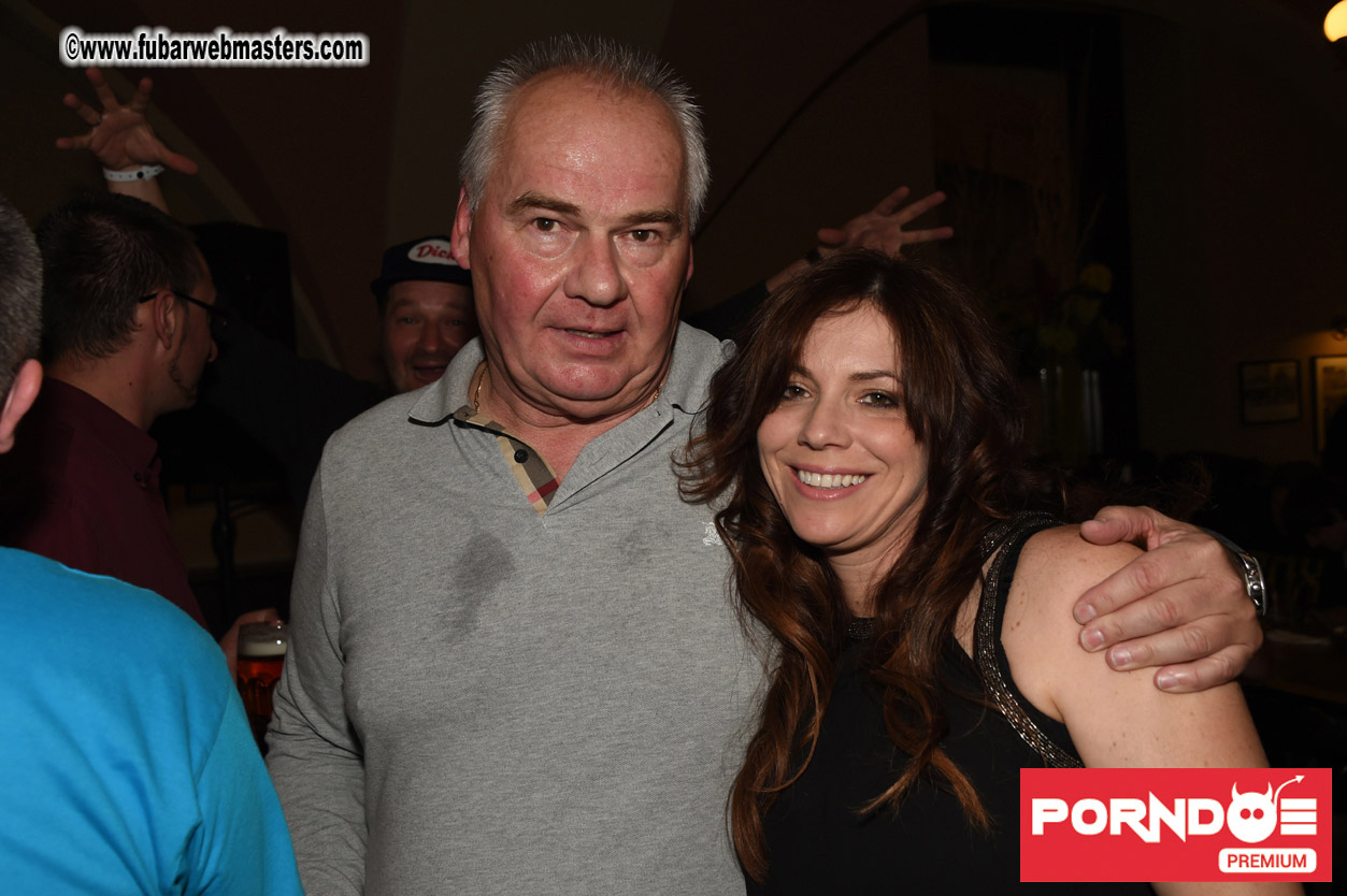 FirstMobile 7 matureprofile Czech Evening