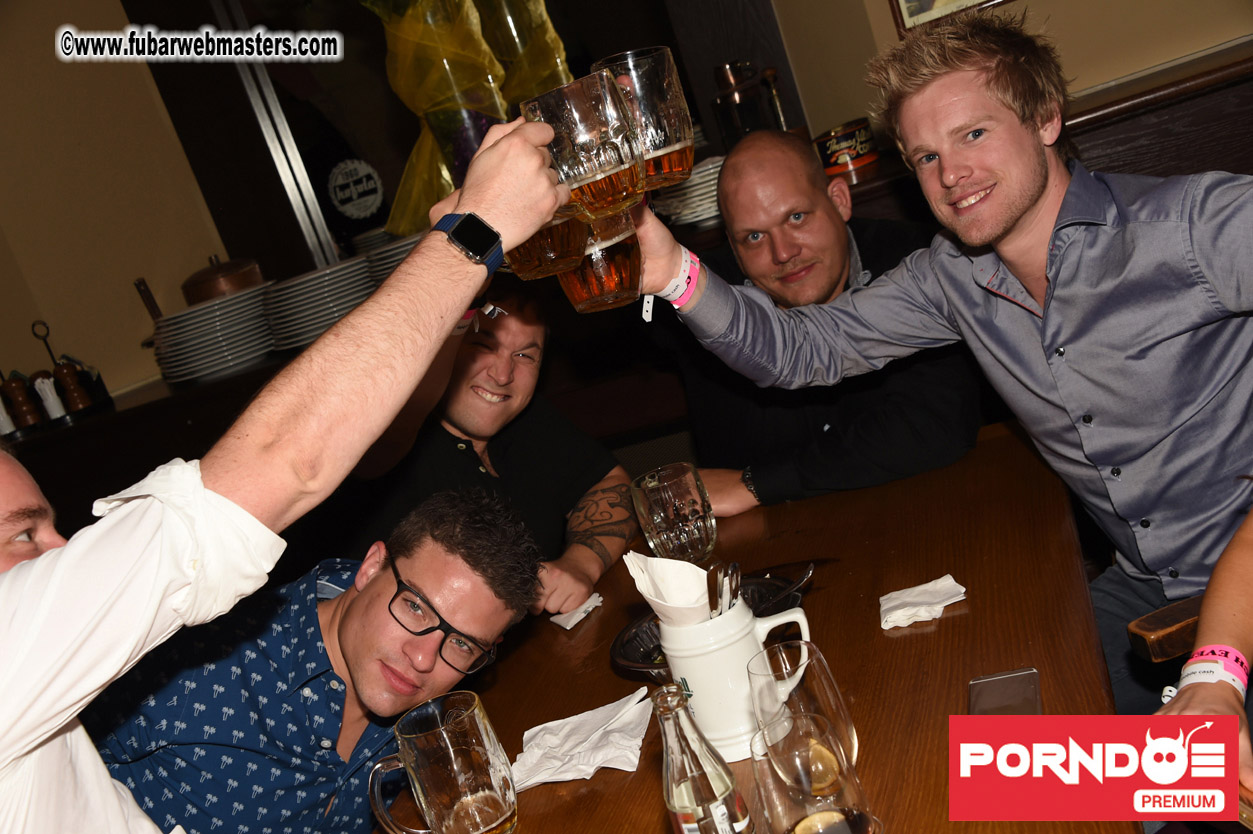 FirstMobile 7 matureprofile Czech Evening