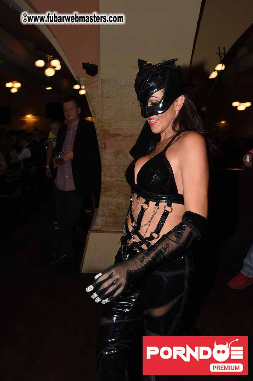 FirstMobile 7 matureprofile Czech Evening