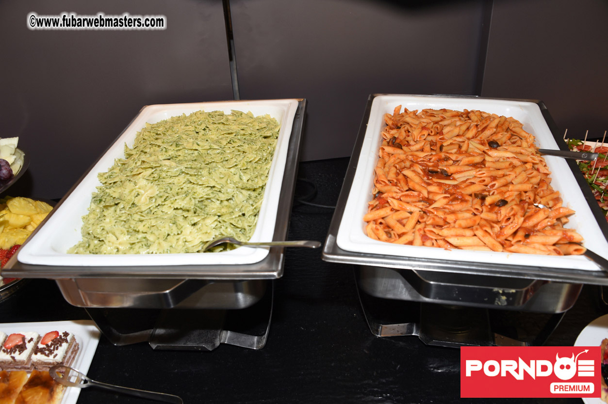 Partnercash Food Court