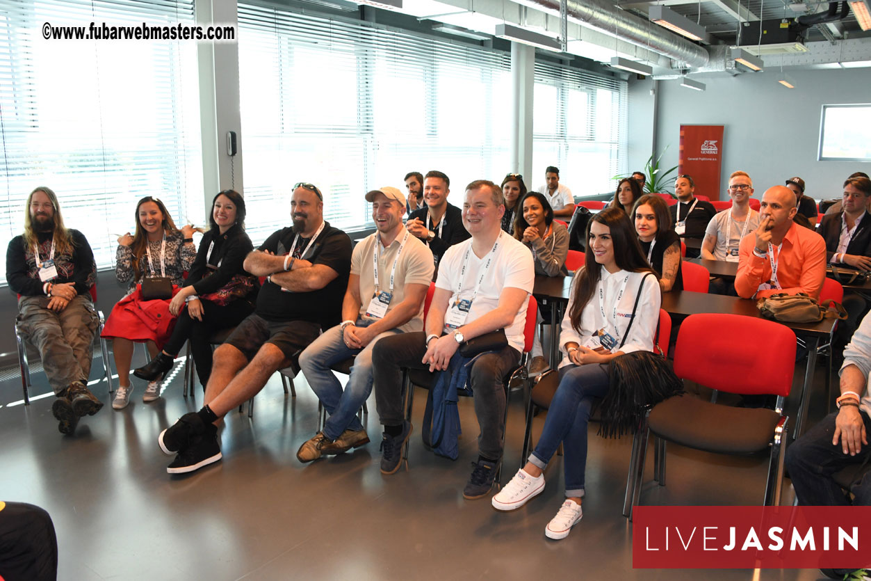 Commercegate Indoor Skydiving