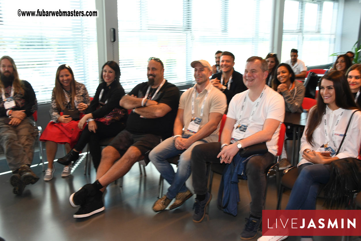 Commercegate Indoor Skydiving