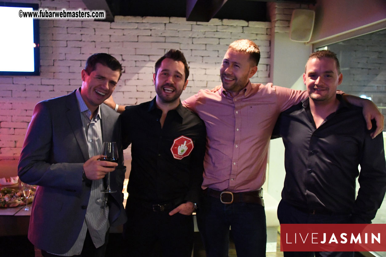 TrafficHaus and Reviveads Party