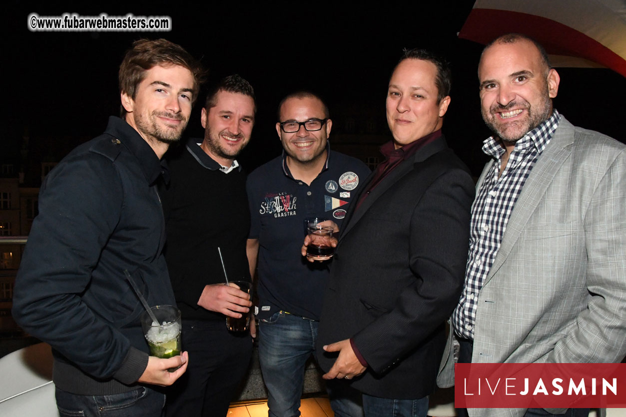 TrafficHaus and Reviveads Party