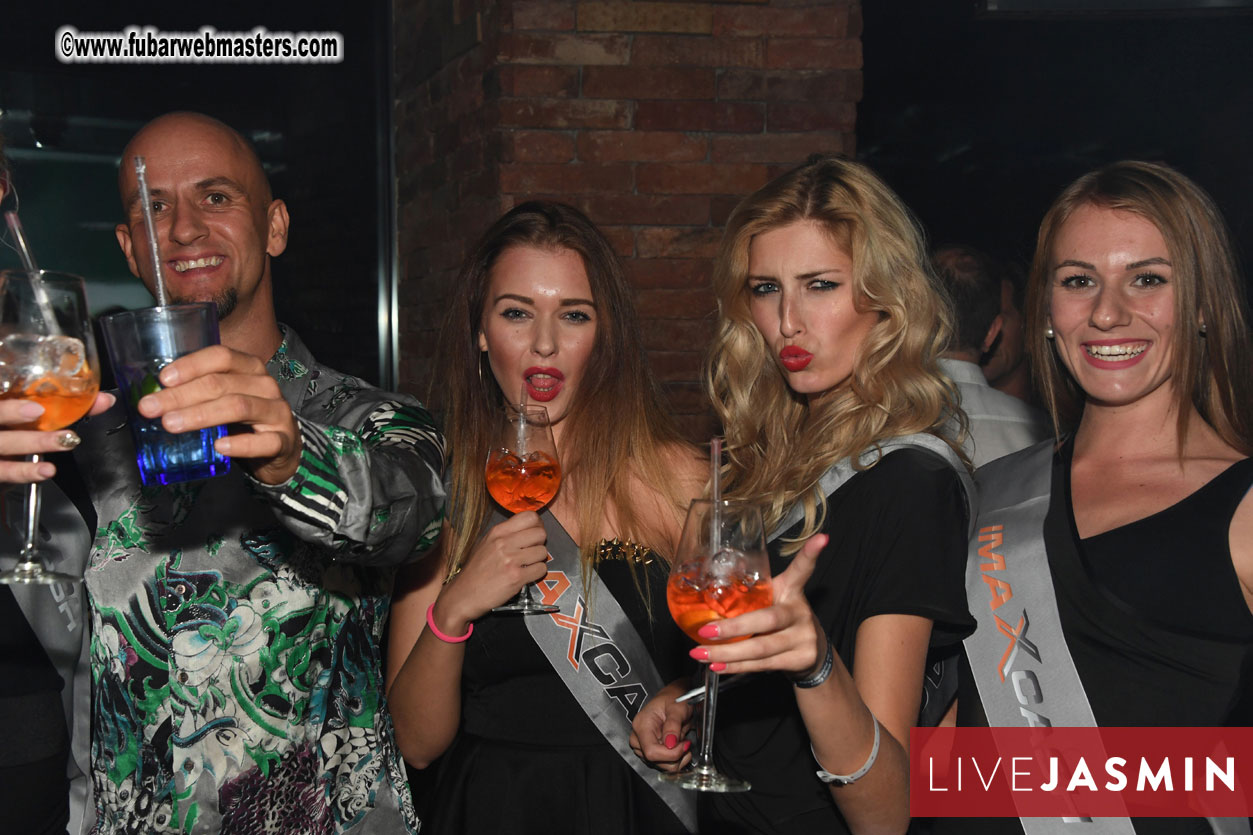 TrafficHaus and Reviveads Party