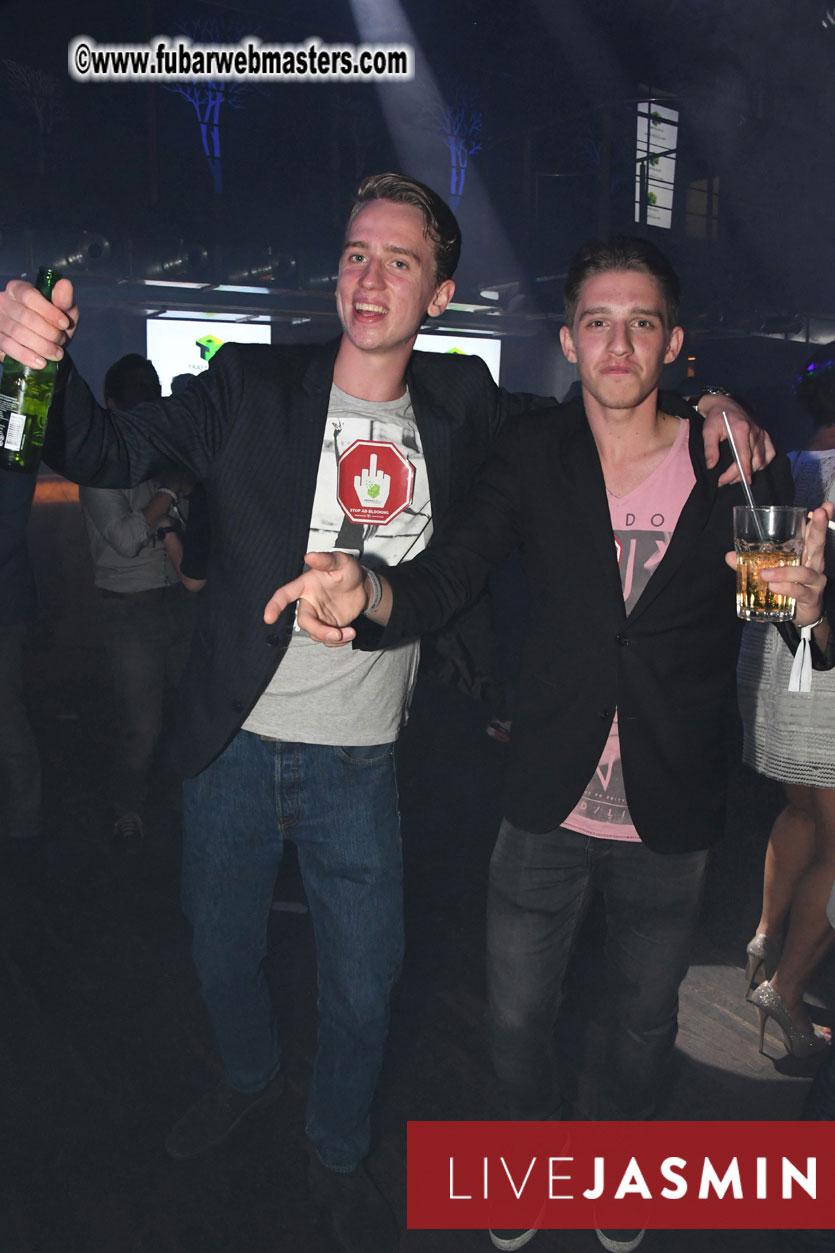 TrafficHaus and Reviveads Party